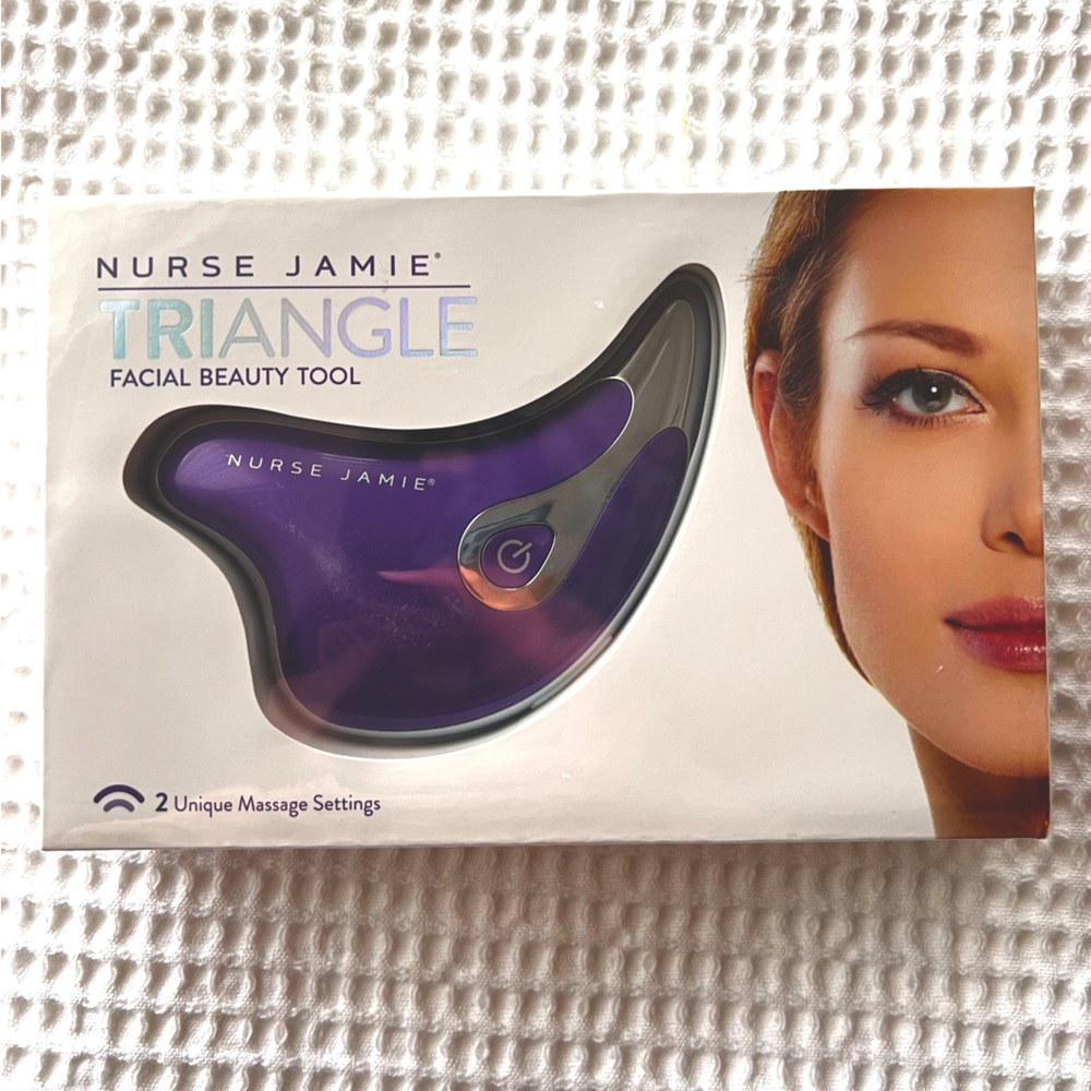 Nurse Jamie Triangle Tool Curateur